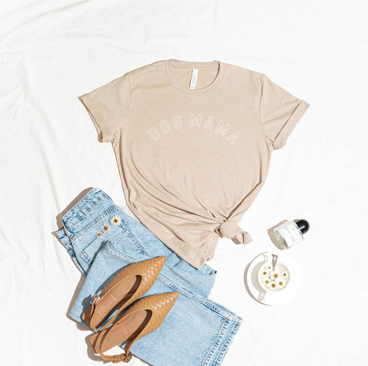 DOG MAMA Graphic T-Shirt: TAN